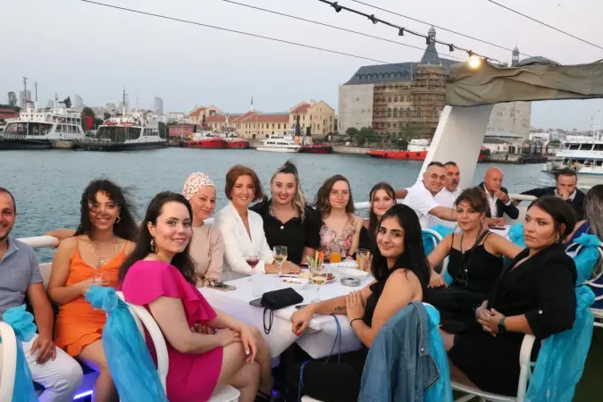 15. YILIMIZI KUTLADIK